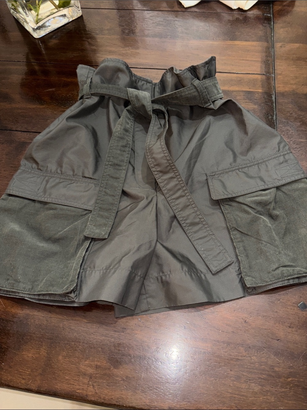 KENZO Luxury NWT Green Paperbag Waist-Belted Cargo Shorts